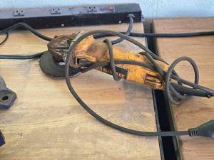 lot 126 image: DeWalt 4-12 Angle Grinder DWE4011