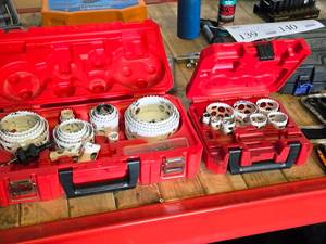lot 135 image: (1) Milwaukee 22pc Hole Saw Kit with Case, (1) 8pc Hole Saw Kit with Case