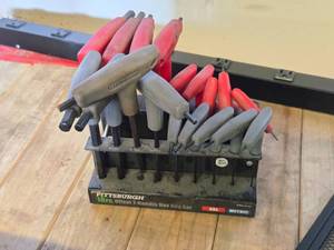 lot 138 image: Pittsburgh Offset T-Handle Hex Key Set 18-piece