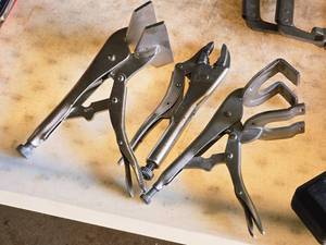 lot 166 image: Lot of (3) Curved Jaw Locking Pliers Set