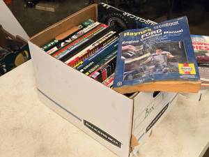 lot 210 image: Lot of (1 Box) Car Repair Books - Ford, GM, Jeep,and more