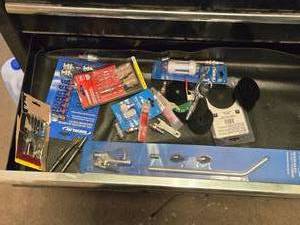 lot 221 image: Lot of (1 Drawer) Air Attachments (assorted)