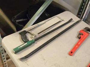 lot 222 image: Crow Bar, Pry Bar and Hack Saw