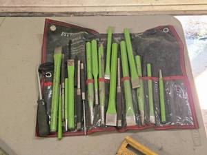 lot 229 image: Lot of (20) with Punches and Chisels