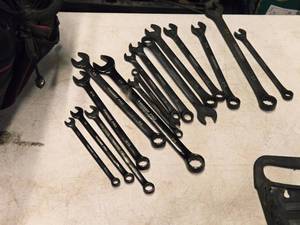 lot 264 image: Lot of (16) Wrenches (assorted)