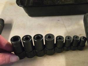 lot 255 image: Lisle 38-drive Tap Socket Set 8-piece 70500 with Holder