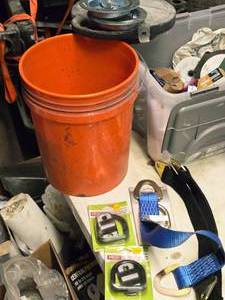 lot 316 image: Lot of (1 Bucket) (11) Mounting Brackets, (3) Tie-Down Straps