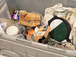 lot 314 image: Lot of (1 Bin) Misc. Hardware, Wire Nuts, 6-12 40T Finish Saw Blade, Ridgid Power 3-plug