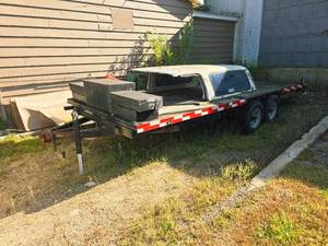 lot 2 image: 2012 Homemade 20 Dual Axle Flatbed Trailer