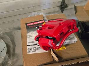 lot 394 image: Lot of (1 Set) Powerstop Brake Calipers