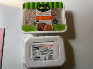 lot 92 image: BB. 2x 3lbs Jennie.O Ground Turkey