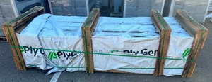 lot 1 image: PLY GEM Pallet of 15 Boxes of- 3 in. x 34 in. White Outside Corner Post (10 Pieces Per Box)
