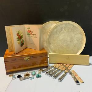 lot 42 image: Vintage Chargers, Box, Knives, Book, Jewelry