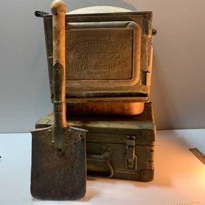 lot 48 image: Vintage Military Lot - 3 Great Items