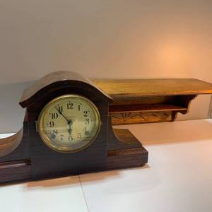 lot 72 image: Vintage Seth Thomas Mantle Clock, Wooden Wall Shelf