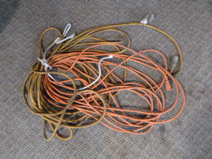 lot 22 image: 2 Extension Cords
