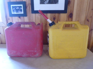 lot 26 image: 2 Plastic Gas Cans (One with Nozzle)