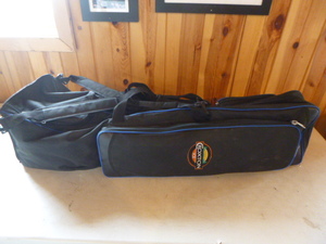 lot 29 image: Croxton Ice Fishing Carrying Bag with Ice Fishing Items