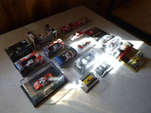 lot 59 image: 17 NASCAR Replicas and Other Die-Cast Cars