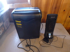 lot 62 image: Shredder and Fan