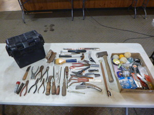 lot 106 image: Garage Tools