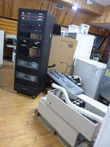 lot 10 image: Professional AudioVideo Equipment