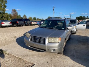 lot 7 image: 2007 Subaru Forester AWD