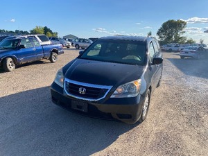 lot 19 image: 2010 Honda Odyssey