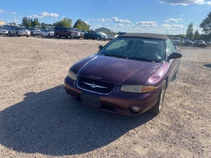 lot 15 image: 2000 Chrysler Sebring