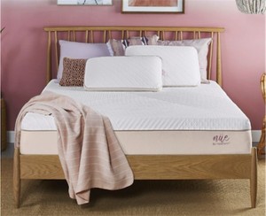 lot 19 image: Nue Med Gel MF 10 King Size Mattress