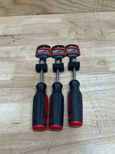lot 89 image: Nut Driver 38in (lot of 3)