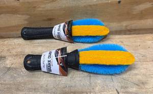 lot 122 image: AUTOSPA Premium Brake Dust Brush lot of 2