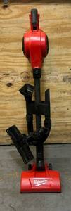 lot 150 image: MILWAUKEE Company Vacuum (tool only)