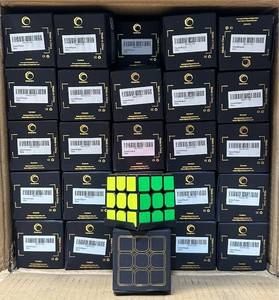 lot 189 image: Speed cube lot of 100