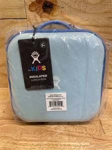 lot 222 image: Hydro Flask Small Insulated Lunch Bag Ice
