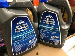 lot 51 image: 2  1 GAL EA BLUE PEAK EUROPEAN VEHICLE ANTIFREEZE & COOLANT