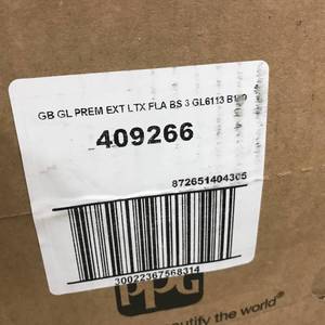 lot 181 image: 4  3.37L GLIDDEN PREMIUM, BASE 3
