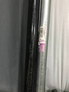 lot 4 image: 2 METAL TUBING, 10FT STICKS