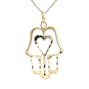 lot 47B image: Filigree Diamond-Cut Heart Hamsa Hand Pendant in 14k Yellow Gold