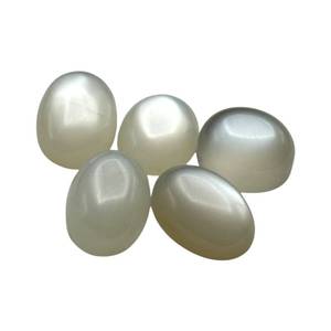 lot 62 image: 29.19 Carat Lot of Moonstone Cabochons VIDEO