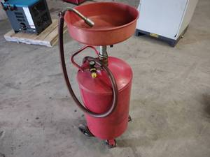 lot 13 image: Oil Drain Cart with Air Evacuator...
