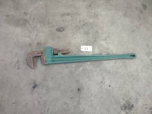 lot 23 image: Masterforce 36 Heavy Duty Pipe Wre...