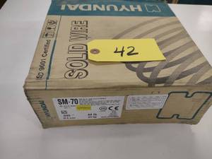 lot 42 image: Hyundai Welding Wire, SM-70, .035, ...
