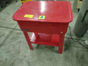 lot 20 image: Homak 30 Gallon Parts Cleaner, 30x2...