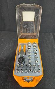 lot 43 image: HDX 25-Piece Dual-Sided Stubby Ratchet and Socket Set