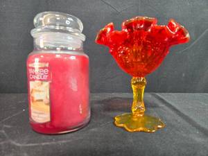 lot 44 image: Yankee Candle Home Sweet Home and Red Amberina Glass Vase