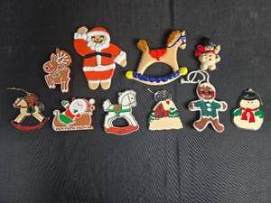 lot 94 image: Assorted Christmas and Holiday Ornaments Collection
