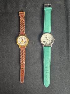 lot 146 image: Lot of 2 Wristwatches - Lorus Mickey Mouse and Novelty Quote Watch