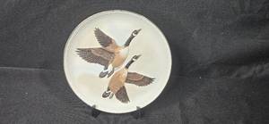 lot 161 image: Majestic Migrator The Canadian Goose Limited Edition Collector Plate