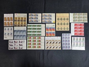 lot 182 image: Collection of Unused Vintage US Postage Stamp Sheets and Blocks